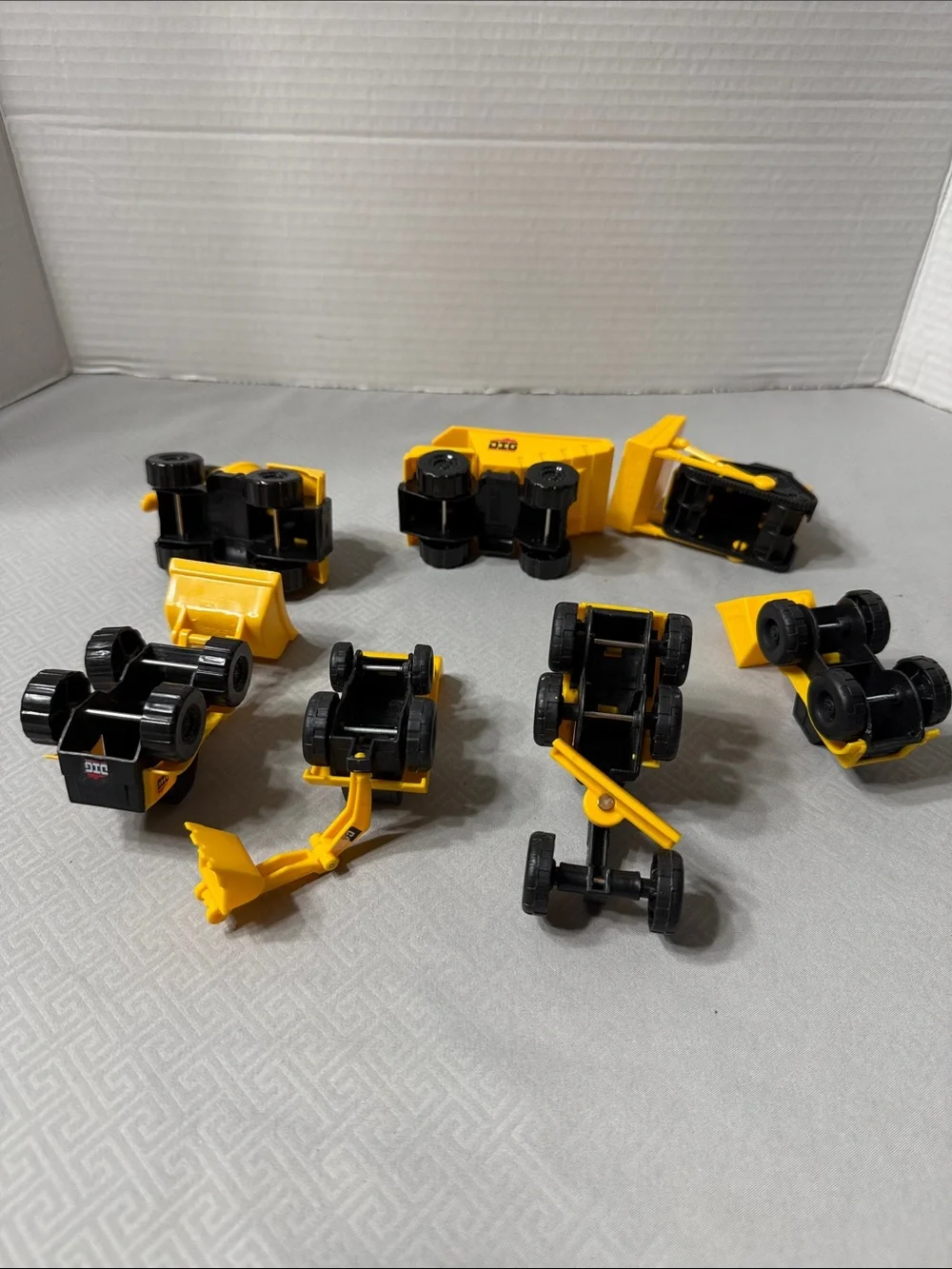 N/A bright yellow